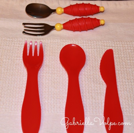 utensils - in the kitchen with the child with special needs