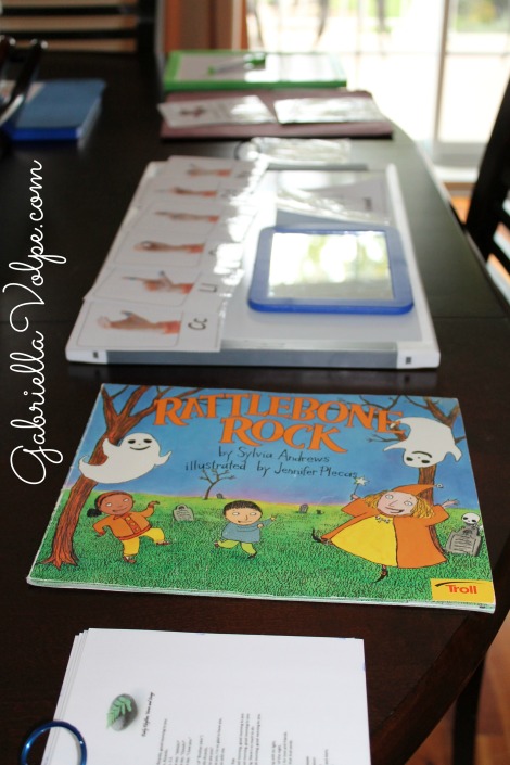 Executing the morning circle with the child with special needs